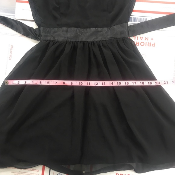 Elise Ryan black mini dress - Picture 8 of 8